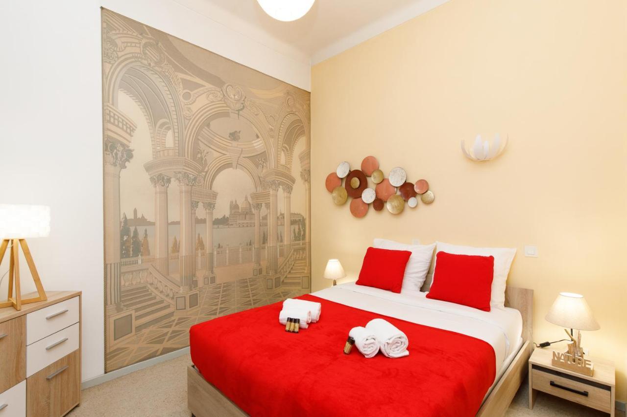 Petit Bonheur Yourhosthelper Appartamento